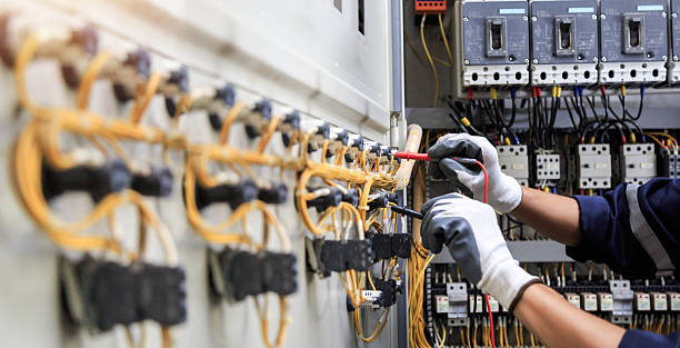 Professional Electrician technician working in Addison, IL